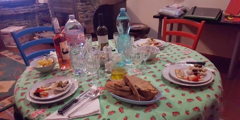 Emozioni a tavola di Lucia Lamonarca