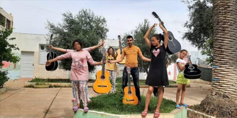 La World Youth Orchestra in Bosnia, Marocco e Libano
