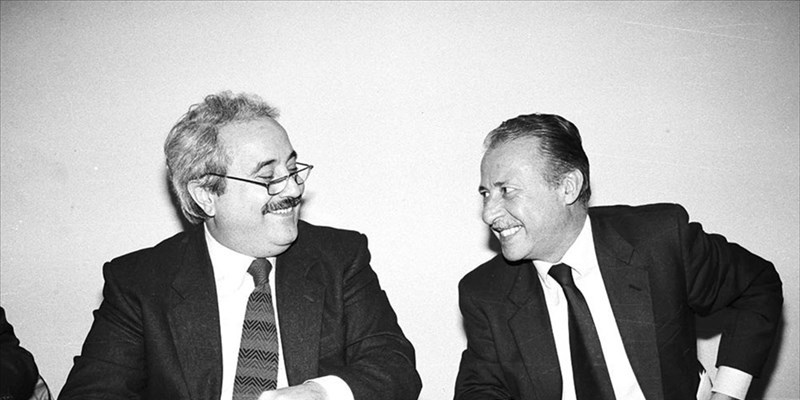 Paolo Borsellino e Giovanni Falcone furono uccisi dalla mafia…