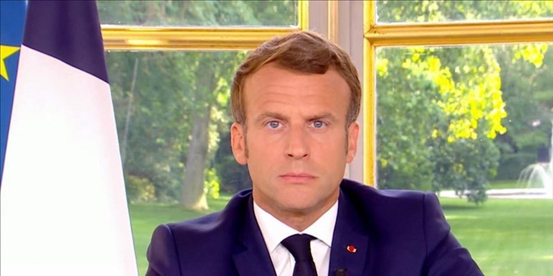 Francia, stretta sui vaccini