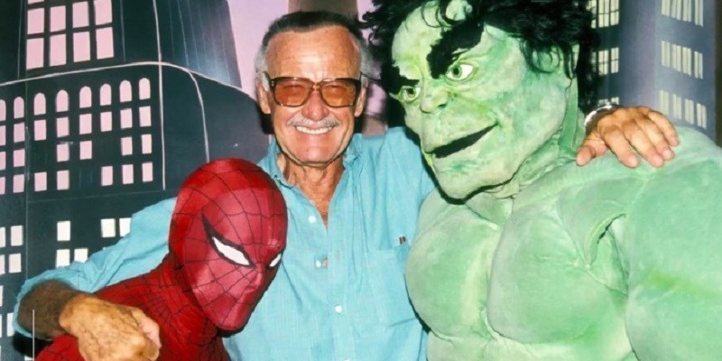 Scomparso l’uomo dei supereroi: Stan Lee o Marvel…