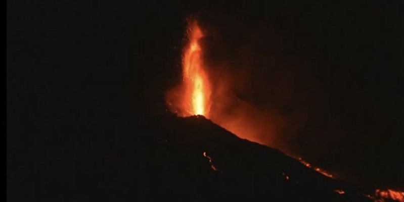 Cumbre Vieja, il vulcano sempre più minaccioso