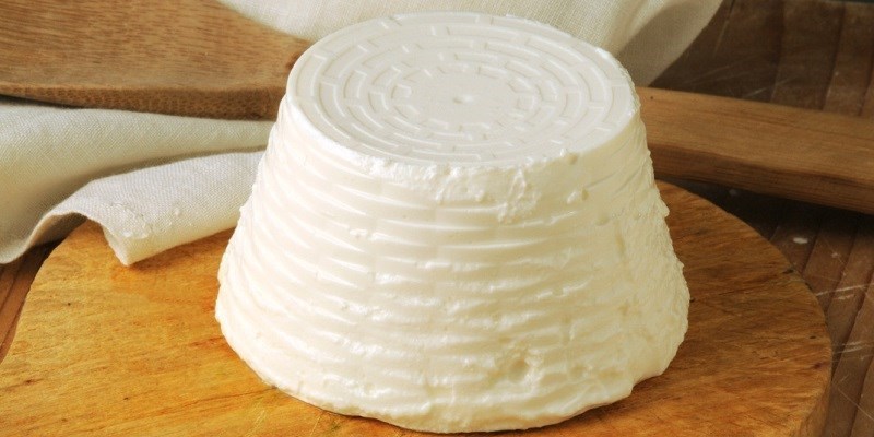 Sbriciolata con ricotta e cioccolato