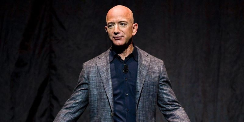 Conto alla rovescia per Bezos