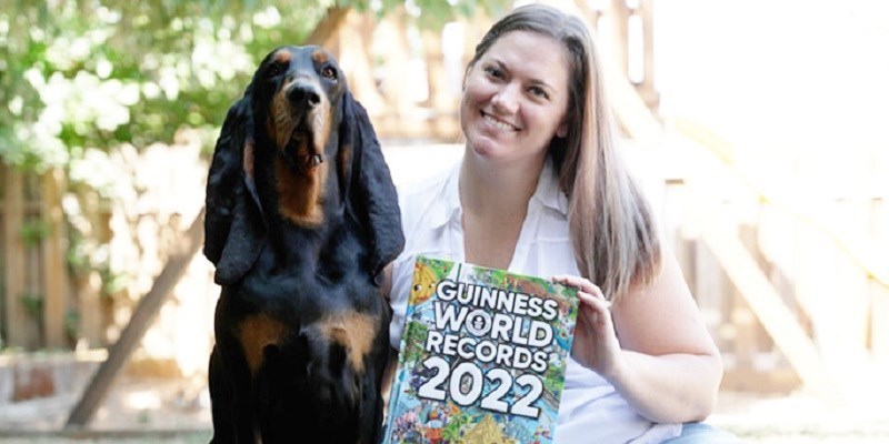 Lou, il cane con le orecchie da Guinness dei primati